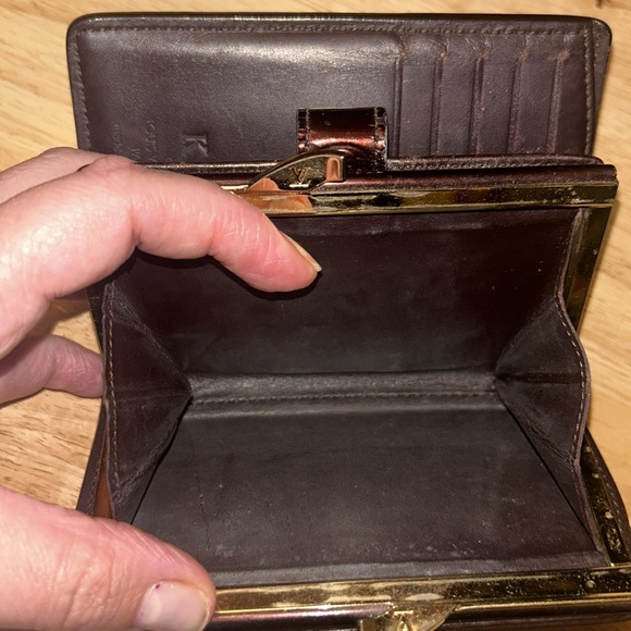 Louis Vuitton vernis wallet burgundy red - Picture 7 of 13